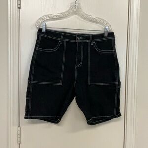 ‼️final must bundle ‼️Hot Topic Black Cargo Shorts Relaxed Fit Utility Style